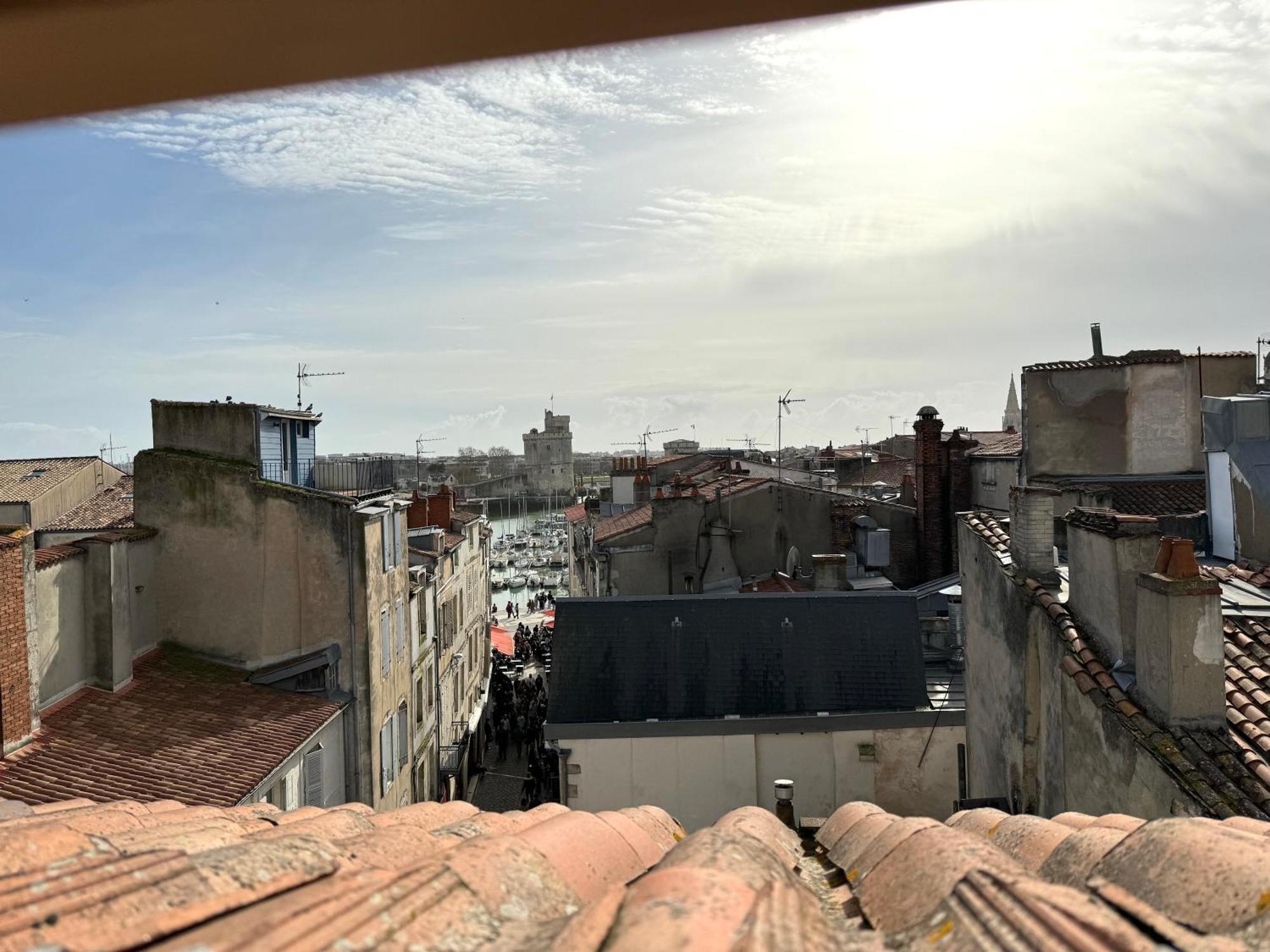 Ღ La Cabane Rochelaise • Vue Sur Le Vieux-Port La Rochelle  Exterior photo